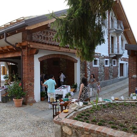 Bed and Breakfast Relais Profumo di Vino Borgomanero Esterno foto