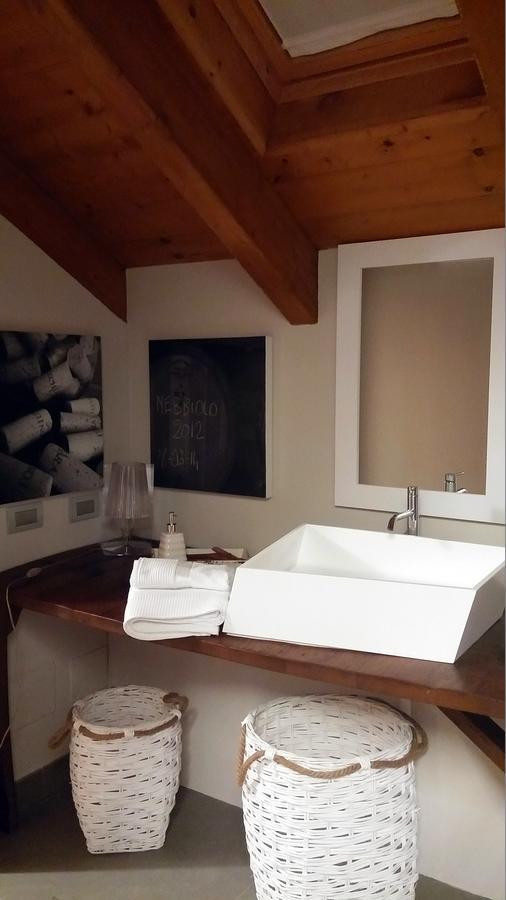 Bed and Breakfast Relais Profumo di Vino Borgomanero Esterno foto