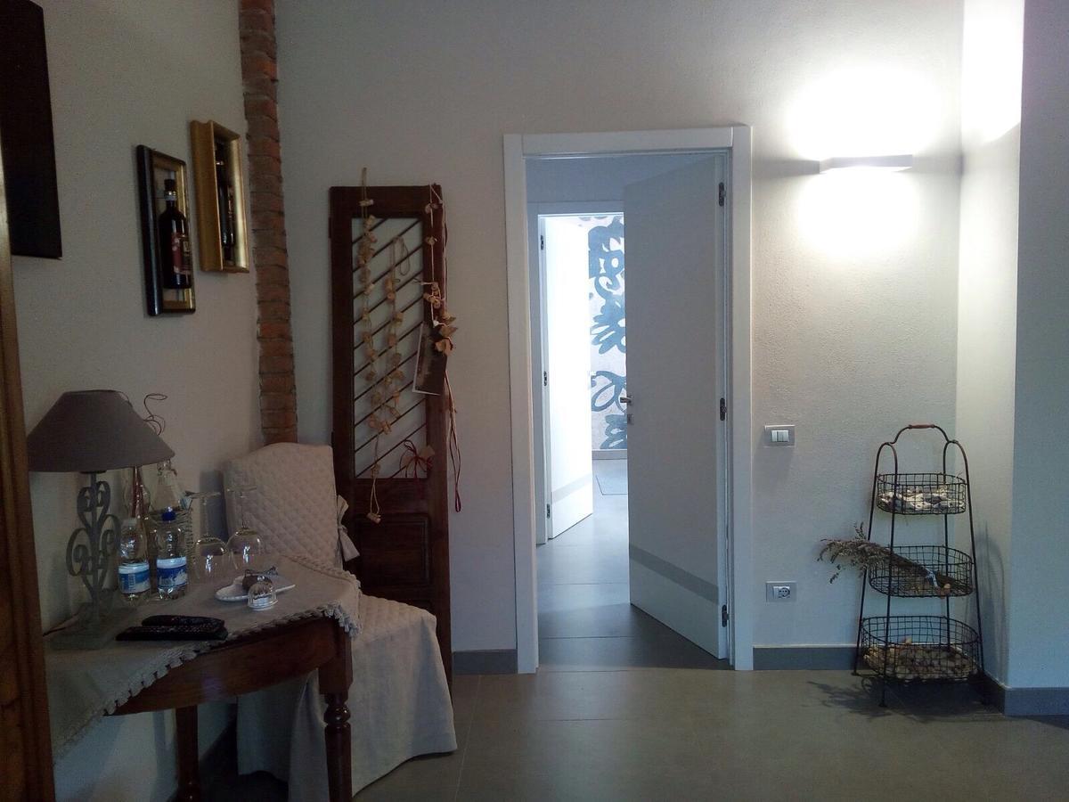 Bed and Breakfast Relais Profumo di Vino Borgomanero Esterno foto